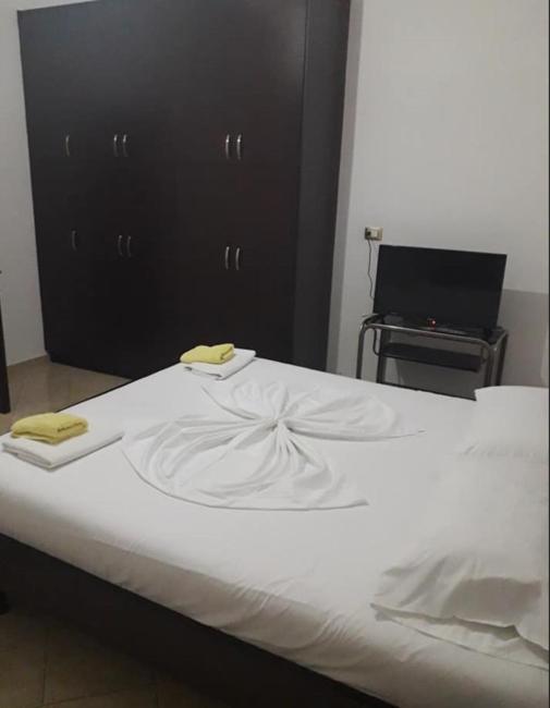 Brahimi Guest House Ksamil Exterior photo