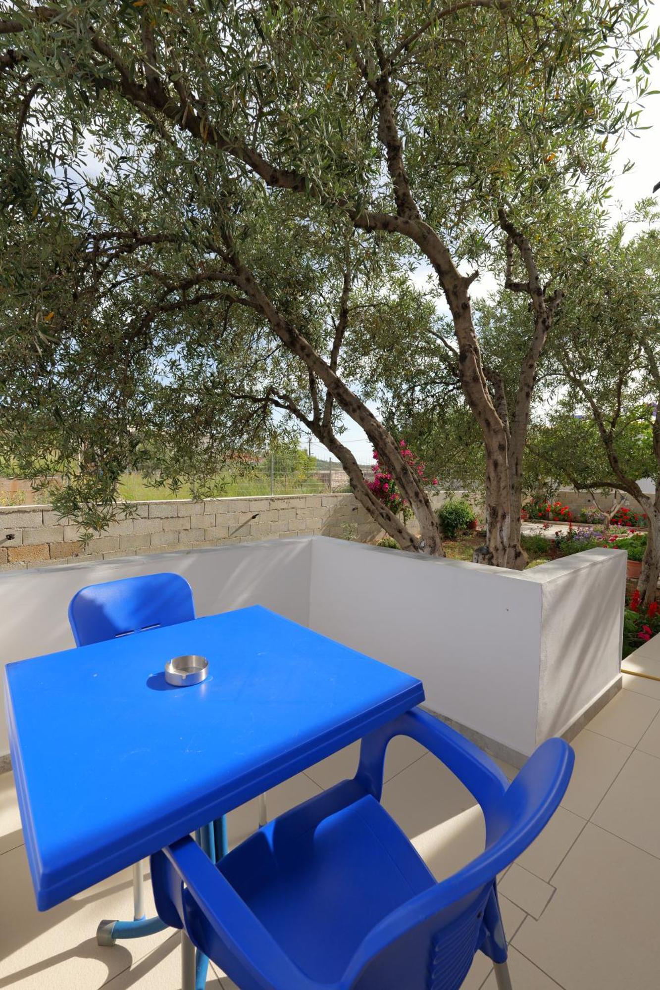 Brahimi Guest House Ksamil Exterior photo